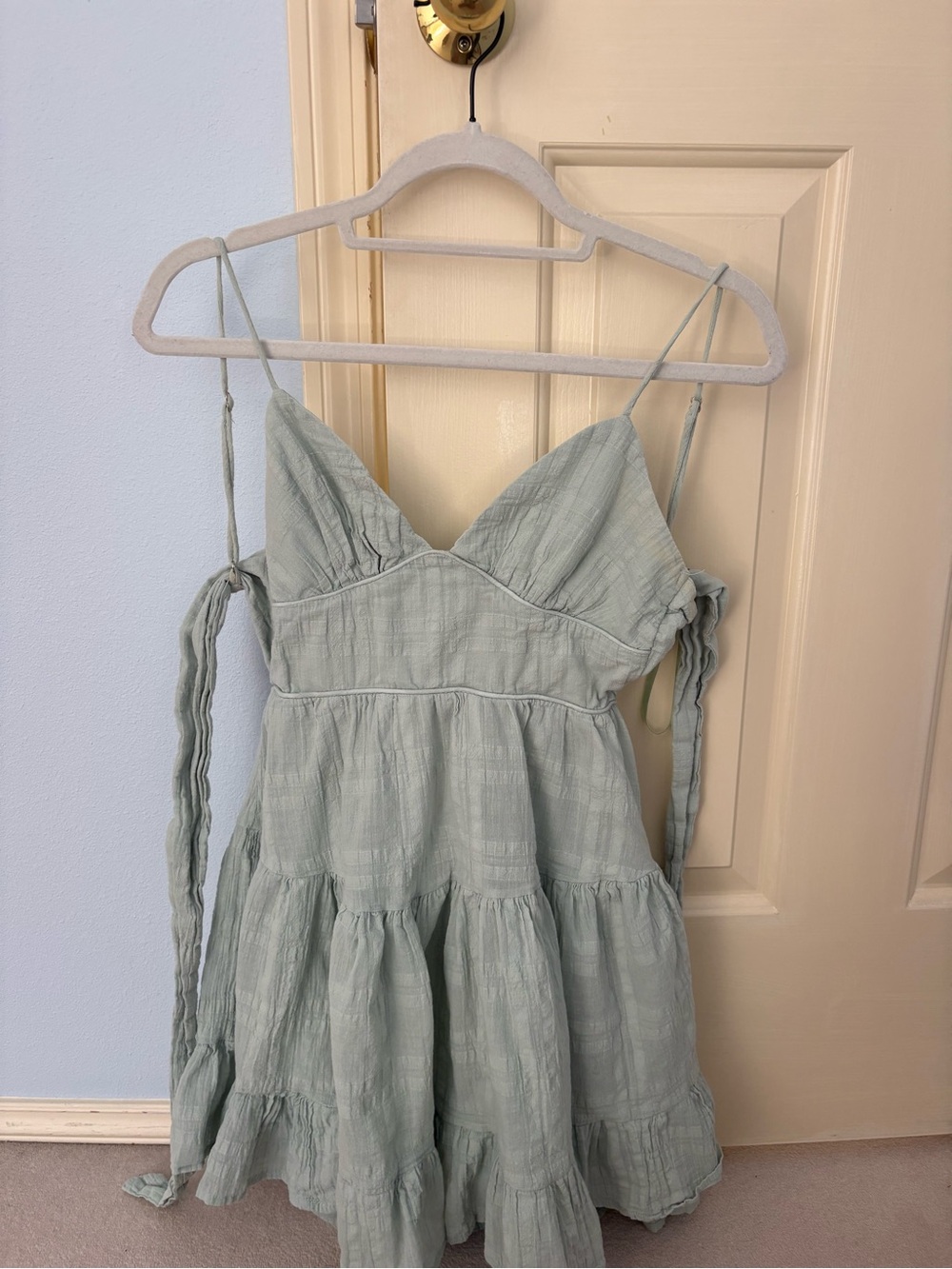 Selfie Leslie Light Sage Tiered Spaghetti Strap Dress